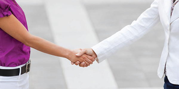 Business Etiquette For Women: How to Shake Hands With Confidence –